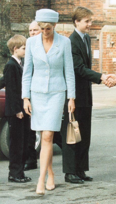 OUR DRESS A DAY PROFILE CONTINUES: THE BLUE CHANEL SUIT PRINCESS DIANA WORE  TO PRINCE WILLIAM'S CONFIRMATION 9 MARCH 1997 – Princess Diana News Blog  All Things Princess Diana